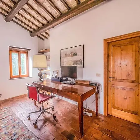 Umbrian With Pool Villa