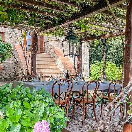 Umbrian With Pool Collicello