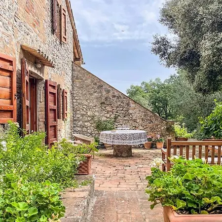 Umbrian With Pool *
