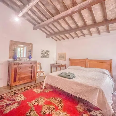 Umbrian With Pool